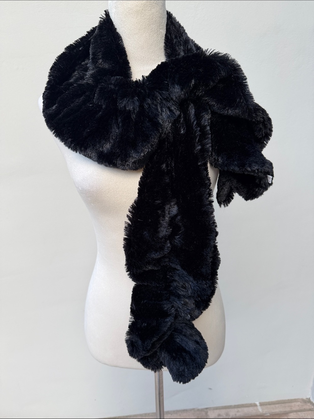 Vintage Black Faux Fur Scarf